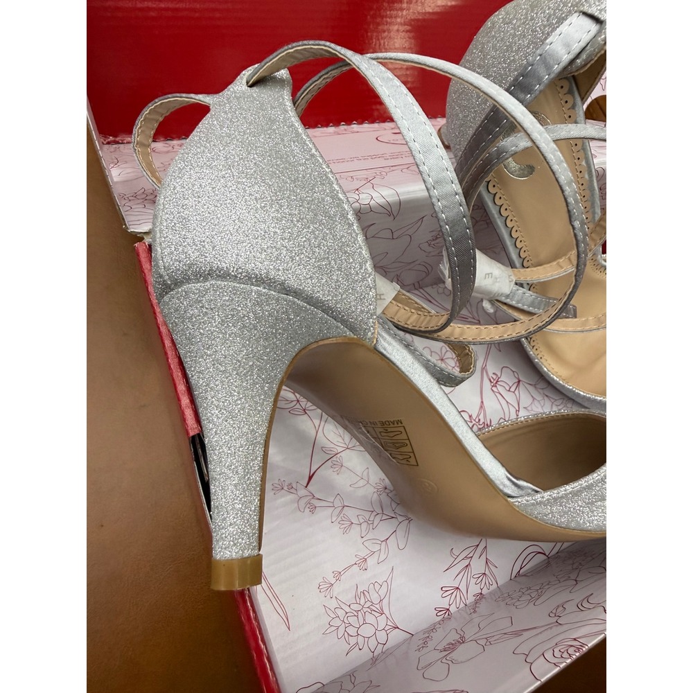Journee Luela Pumps Women 8.5 Silver New Glitter Ankle Strap Pointed Toe Heels - Picture 5 of 9